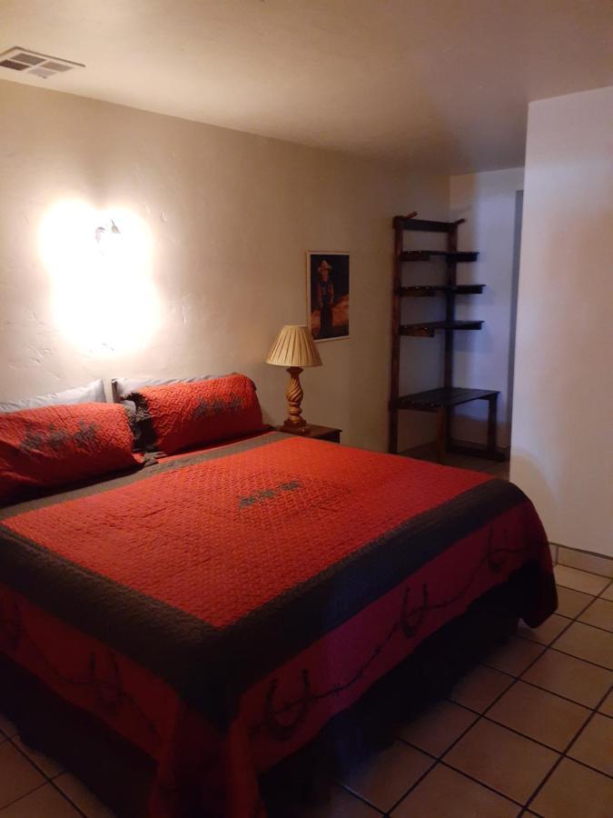 Stagecoach Suites Wickenburg Eksteriør bilde